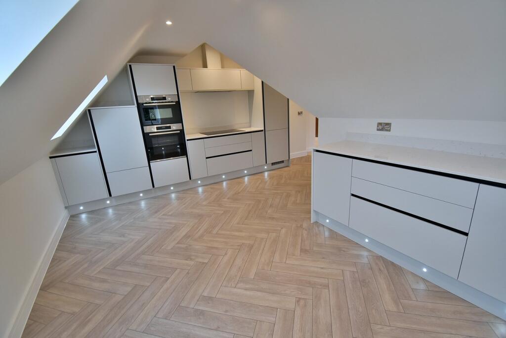 Additional image 7 of 14 Golf Links Road, Ferndown, BH22