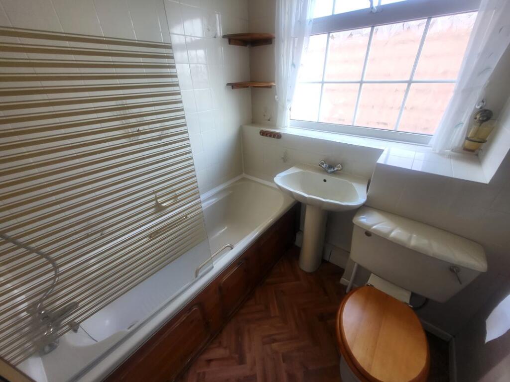 Additional image 14 of 20 Hawkchurch Gardens, Poole, Dorset, BH17 9EN