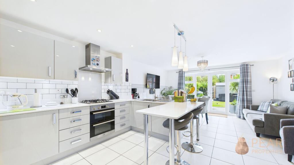 Additional image 2 of Beaton Avenue, Wick, BN17