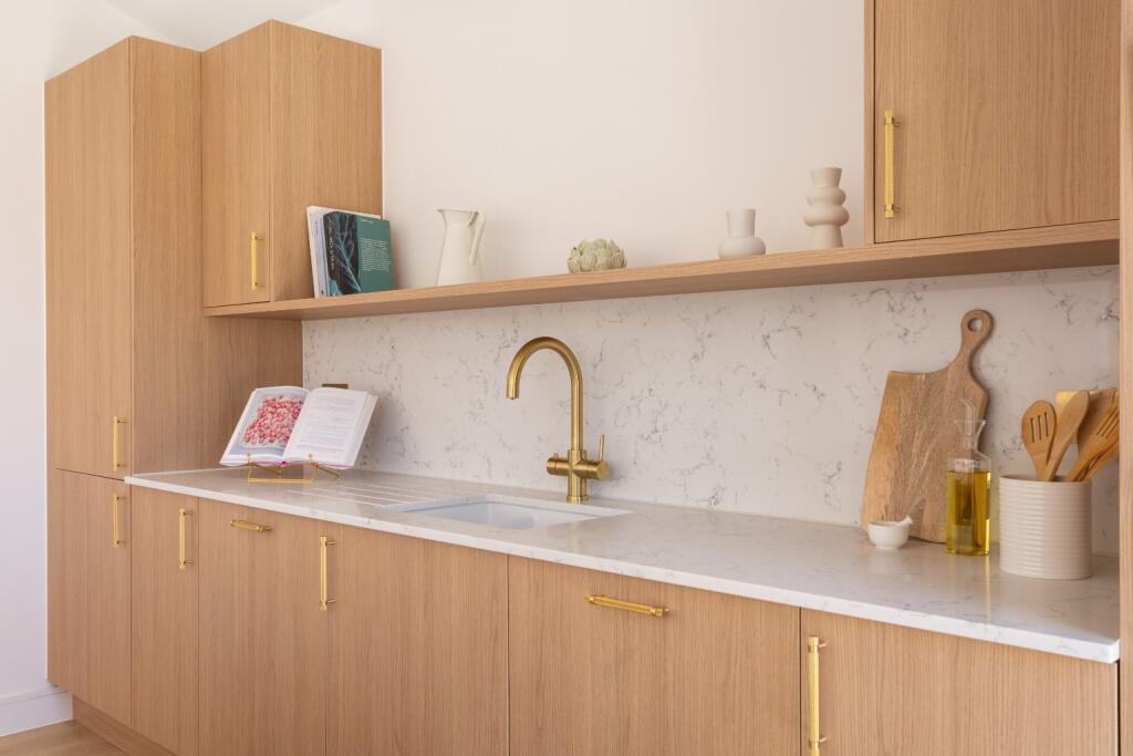 Additional image 21 of The Farriers, Hythe Road, Brighton