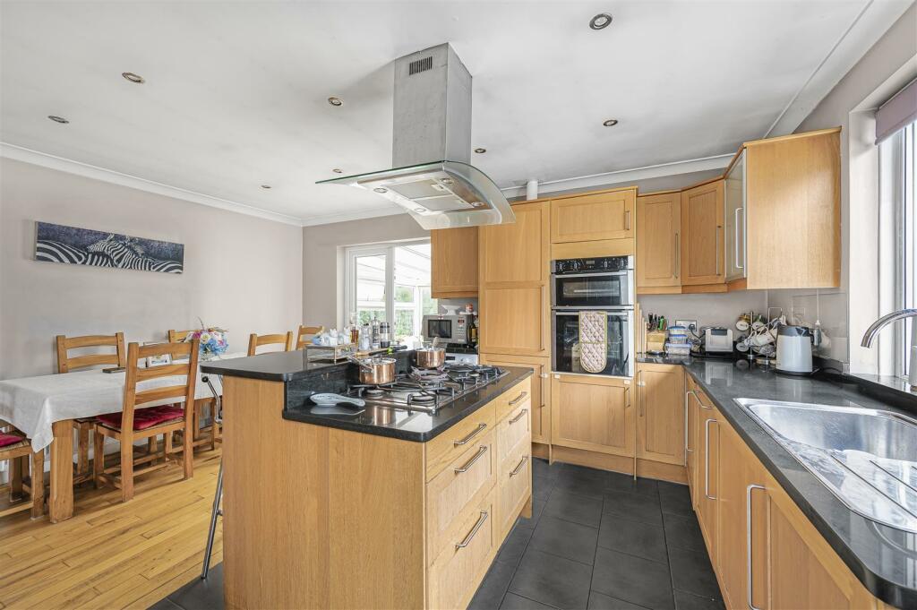 Additional image 31 of Horsham Avenue, Peacehaven