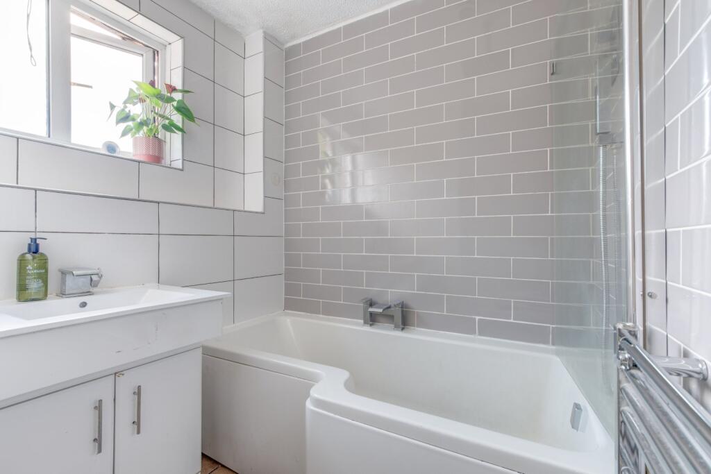 Additional image 10 of Huins Close, Lakeside, Redditch, B98