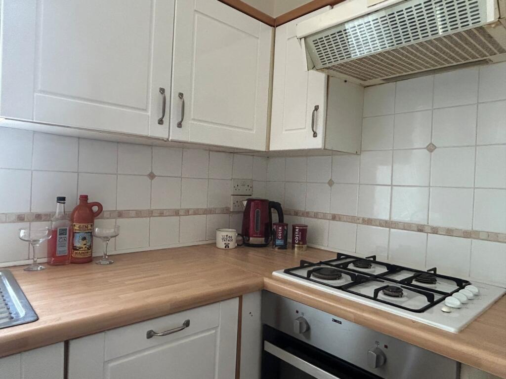 Additional image 5 of Beacon Street, Bank Top, Bradford, BD7