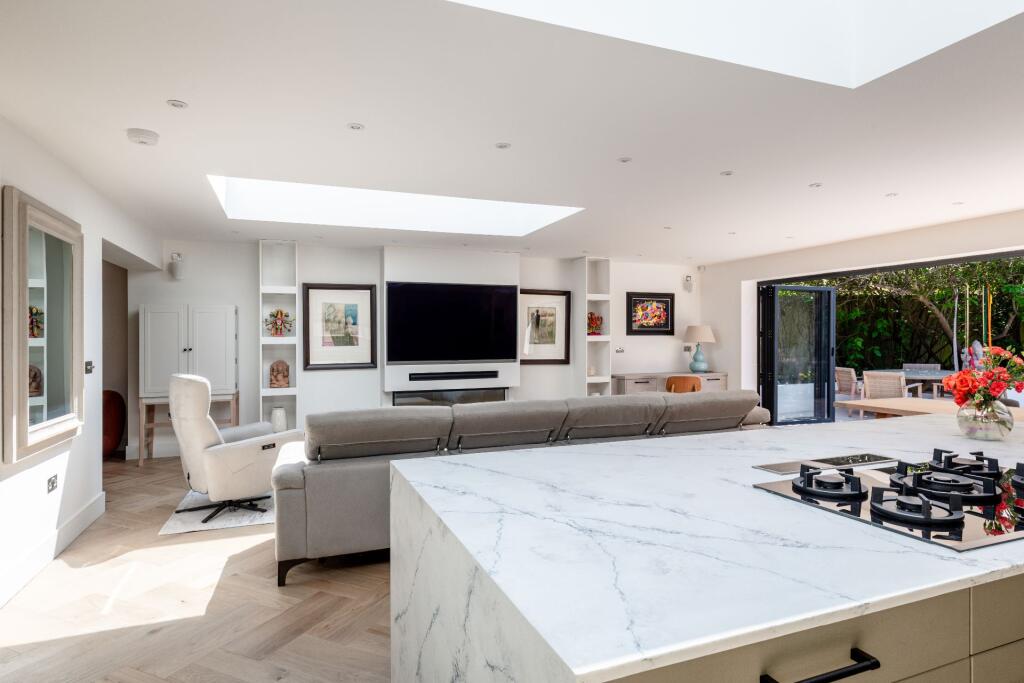 Additional image 44 of Wayland Avenue, Brighton
