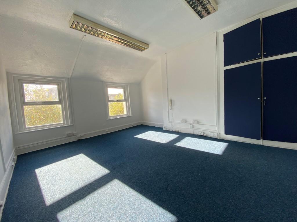 Additional image 7 of 2nd Floor, 4 Lansdowne Crescent, Bournemouth, Dorset, BH1 1RX