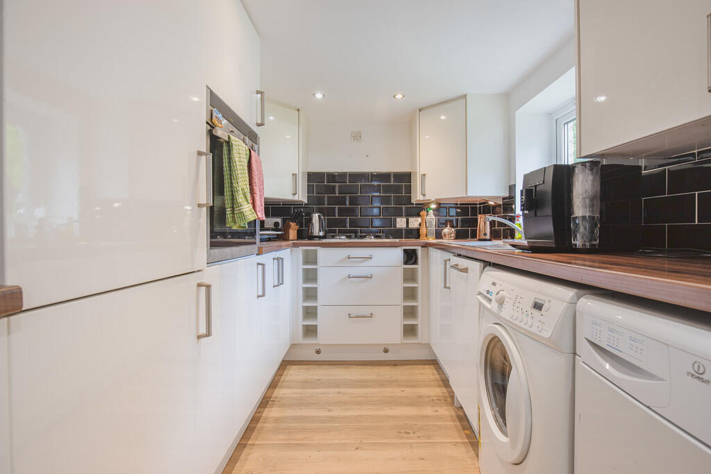 Additional image 7 of Irvine Place, Aberdeen