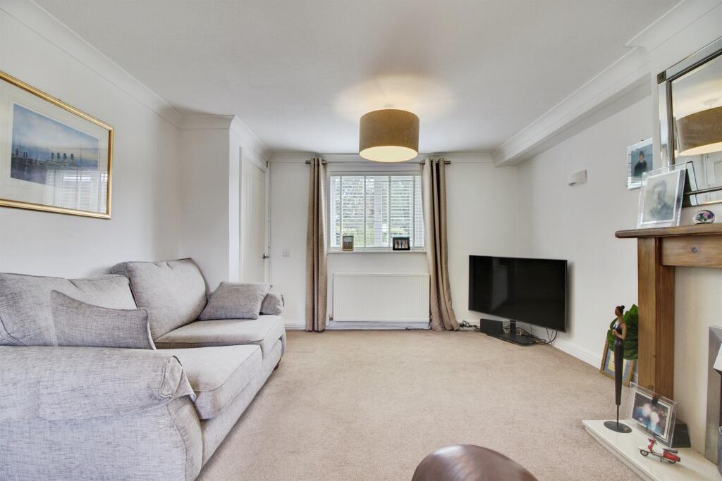 Additional image 4 of Thistle Grove, WELWYN GARDEN CITY