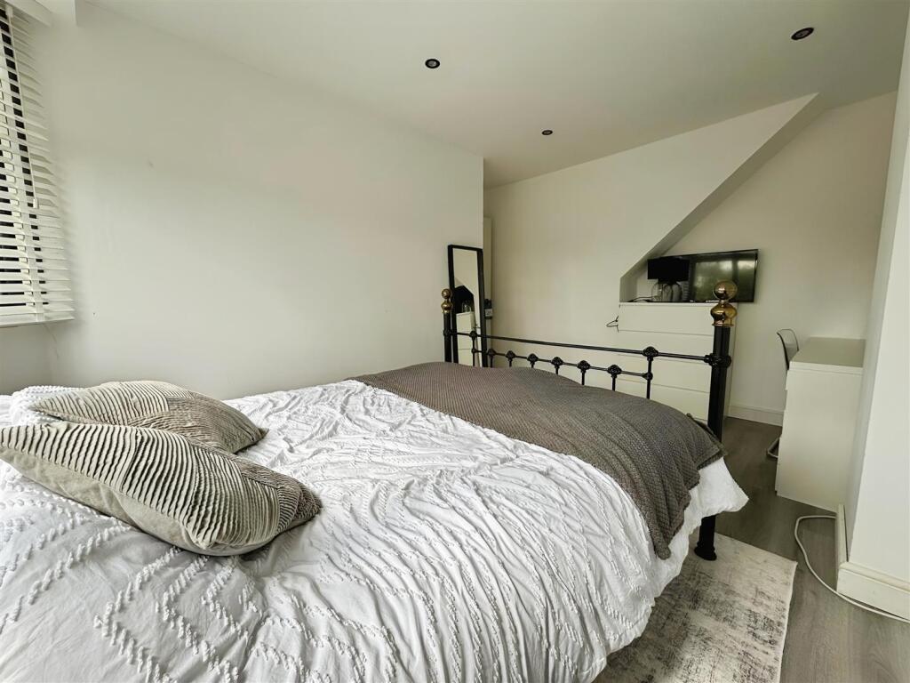 Additional image 14 of Moorside Gardens, Bradford, BD2 3RE