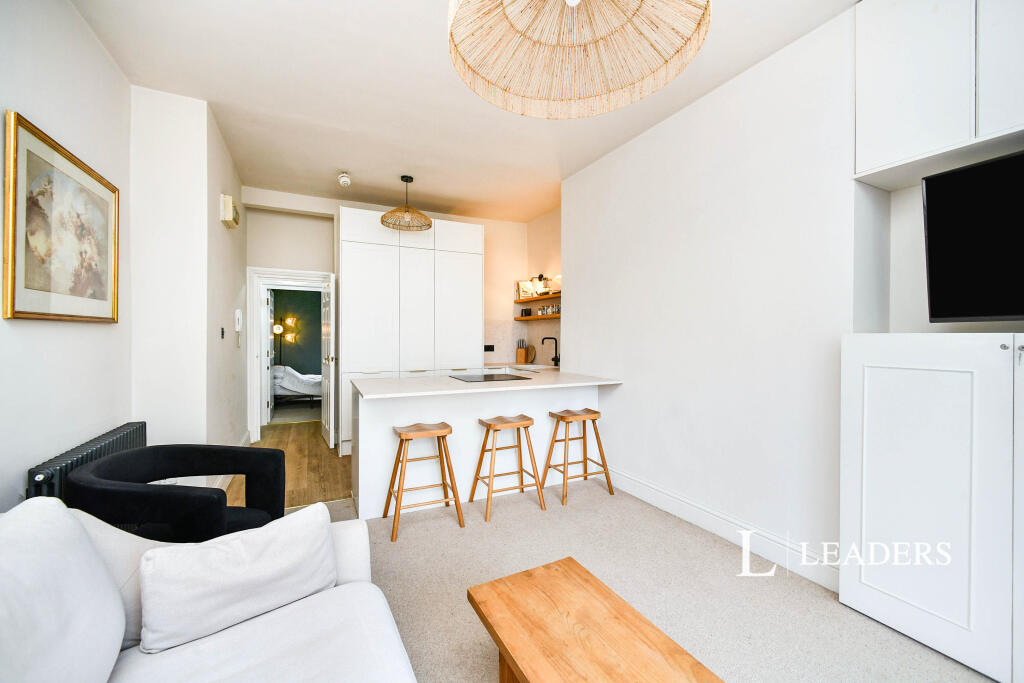 Additional image 4 of Norfolk Square