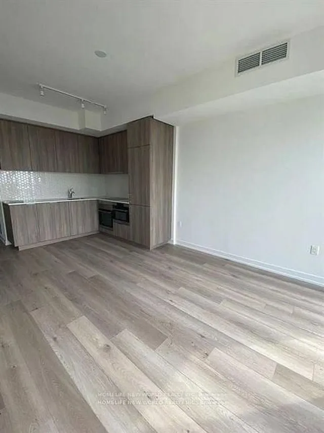 Additional image 9 of 158 Front St Unit 1901