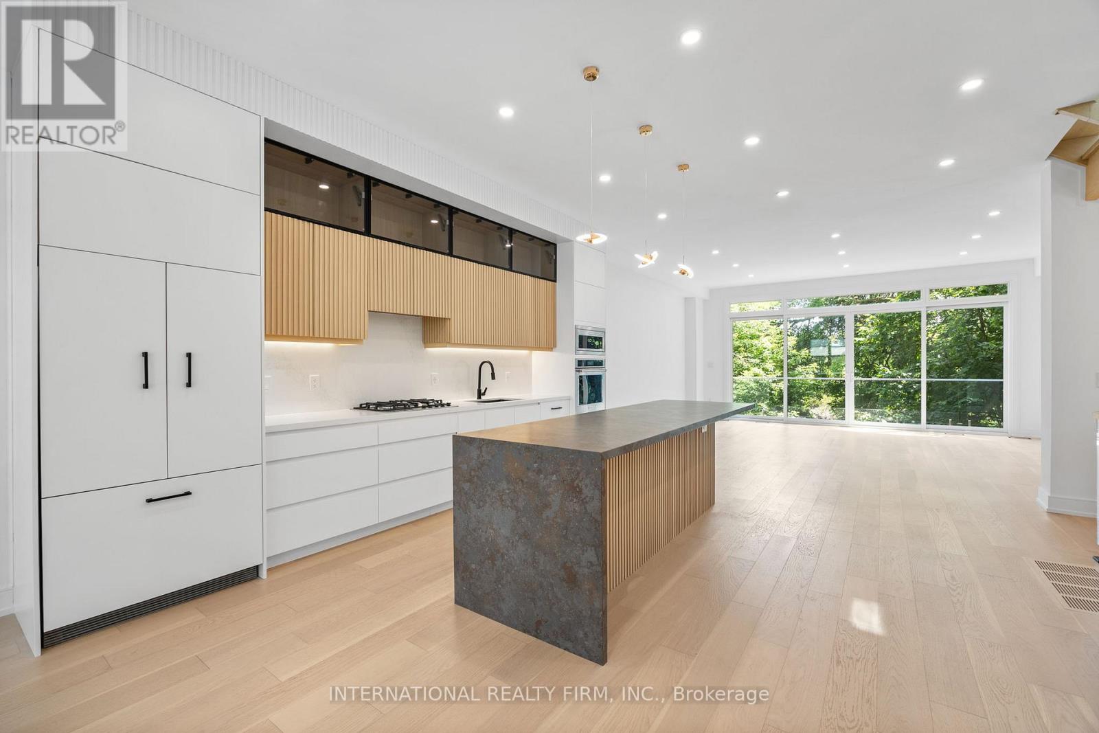 Property image for 19 IVY AVENUE|Toronto (South Riverdale), Ontario M4L2H6