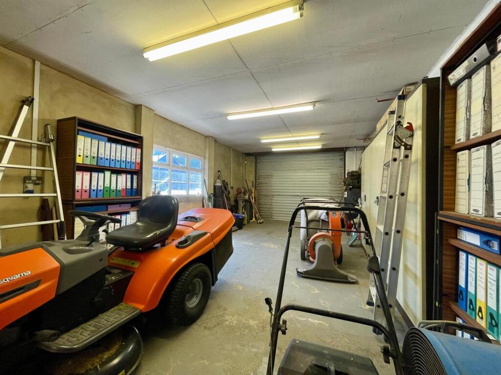 Additional image 45 of Barrack Road, West Parley, Ferndown