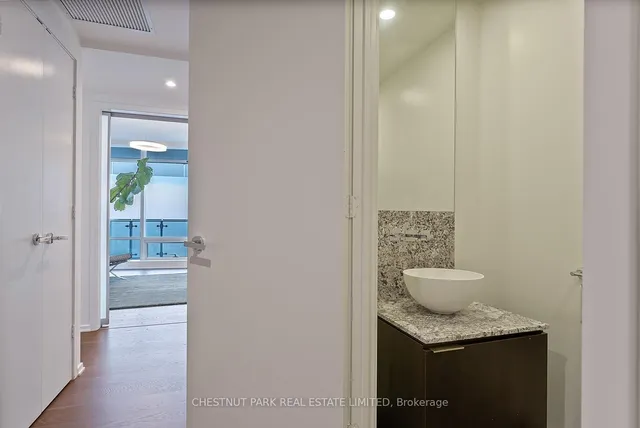 Additional image 31 of 1 Bloor St Unit 7006
