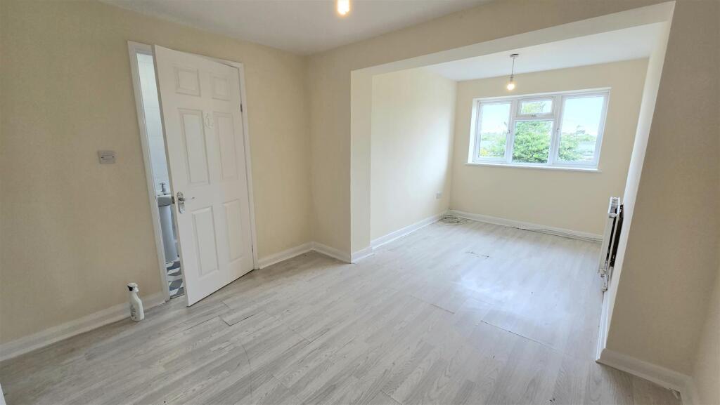 Additional image 9 of The Parade, Beachlands, Pevensey