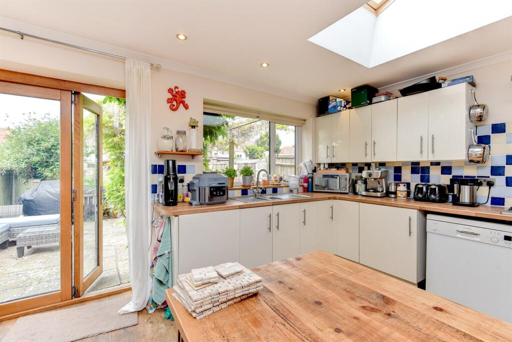 Additional image 10 of Congreve Road, Worthing, BN14