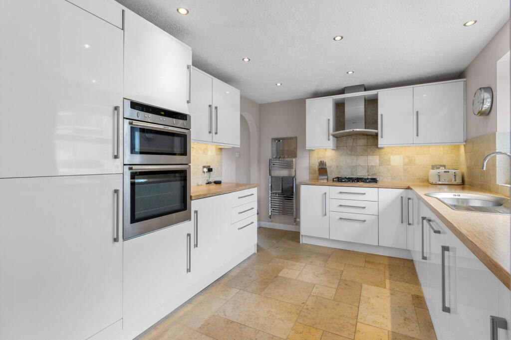 Additional image 12 of Glessing Road, Stone Cross, Pevensey, BN24 5FD