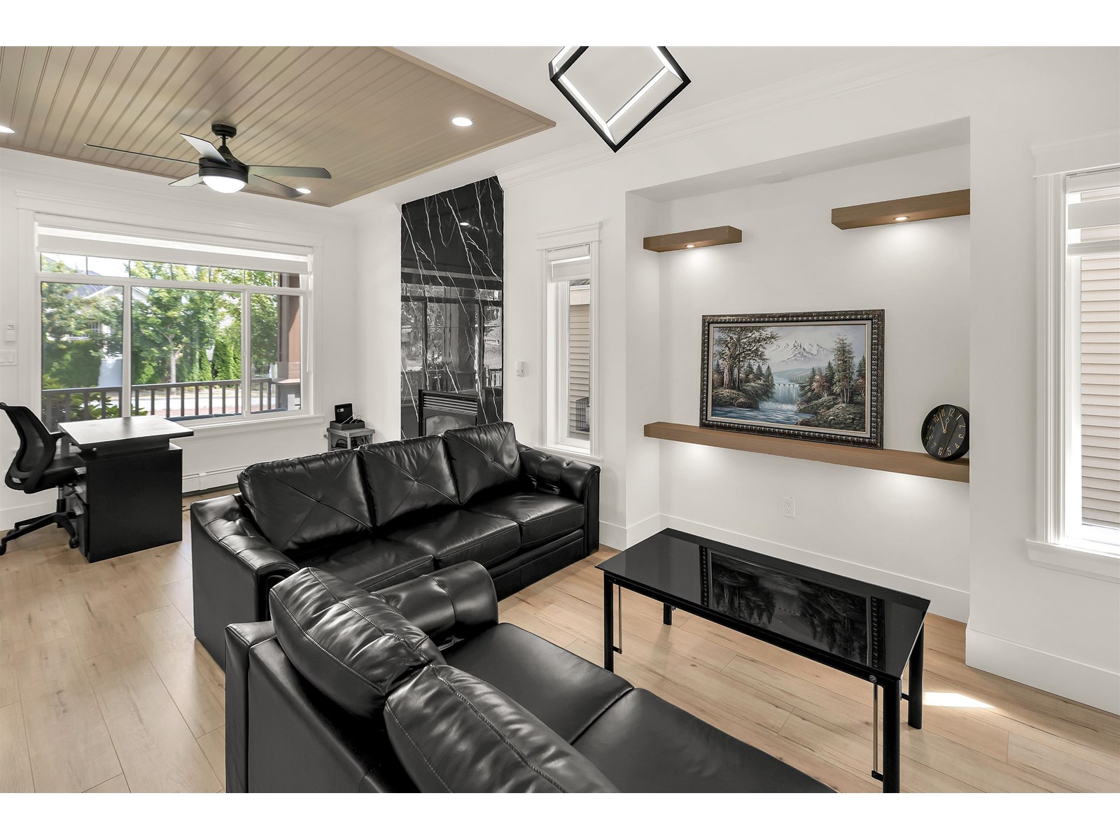 14838 72 AVENUE|Surrey, British Columbia V3S2G1