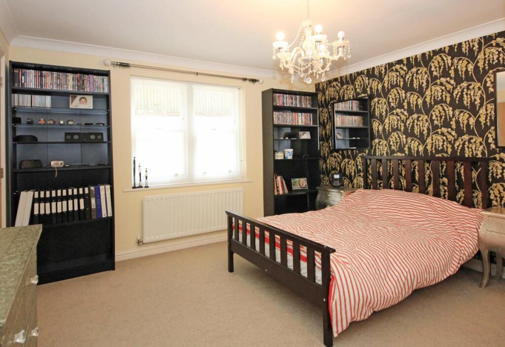 Additional image 6 of Merlewood Close, Town Centre