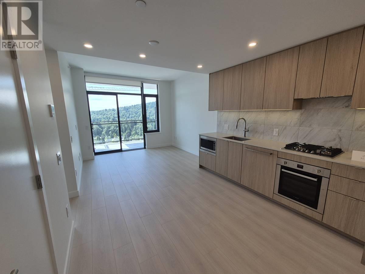 1703 626 CLAREMONT STREET|Coquitlam, British Columbia V3J0T1