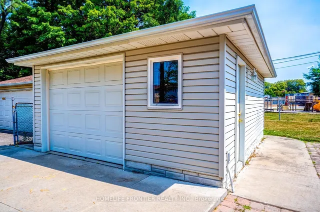 Additional image 50 of 23 Henley Cres