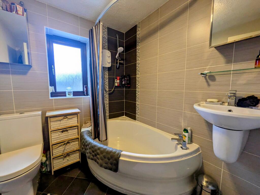 Additional image 12 of Flaxen Court, Bradford, BD6