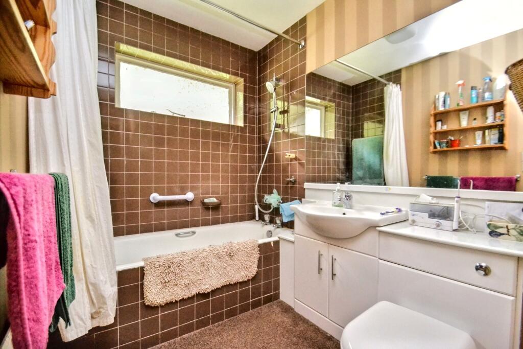 Additional image 14 of Broadstone