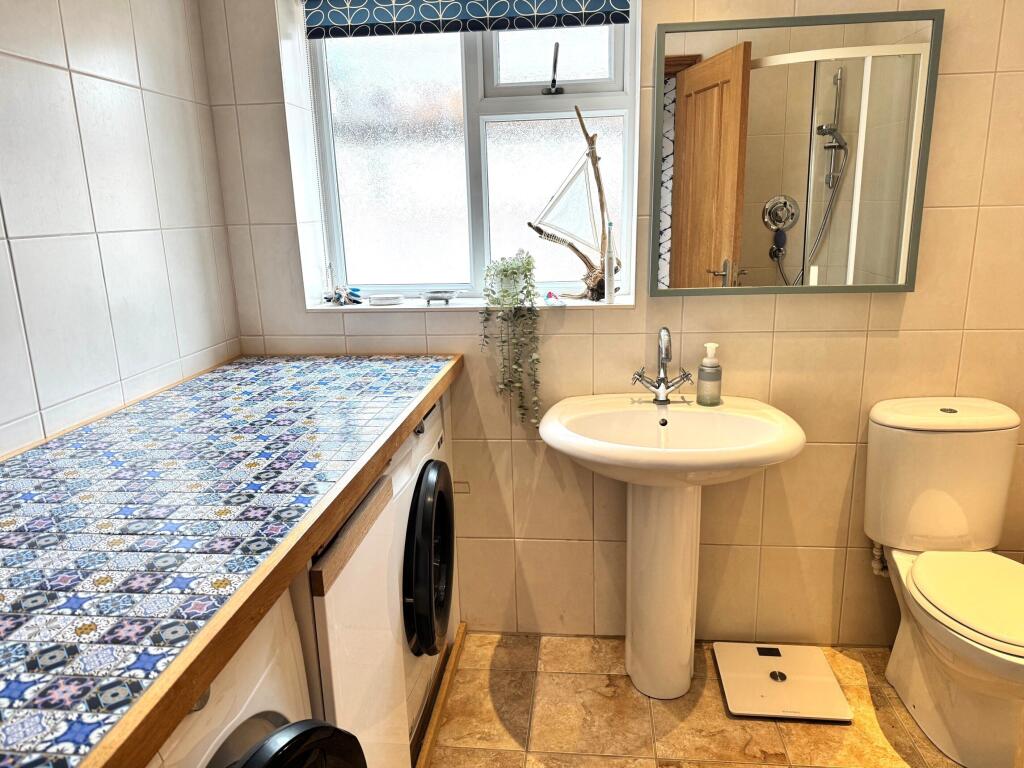 Additional image 9 of Wavendon Avenue Barton on Sea New Milton Hampshire BH25 7LS