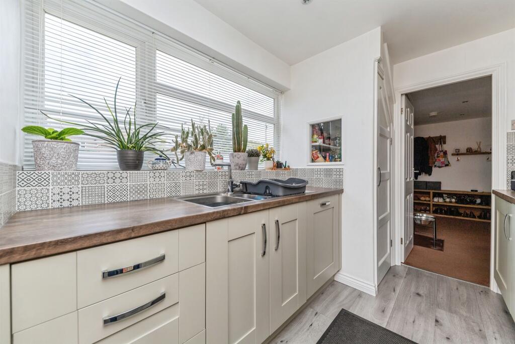 Additional image 20 of Longmead, Hatfield