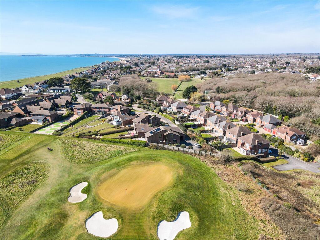 Additional image 17 of Willow Walk, Barton on Sea, New Milton, Hampshire, BH25