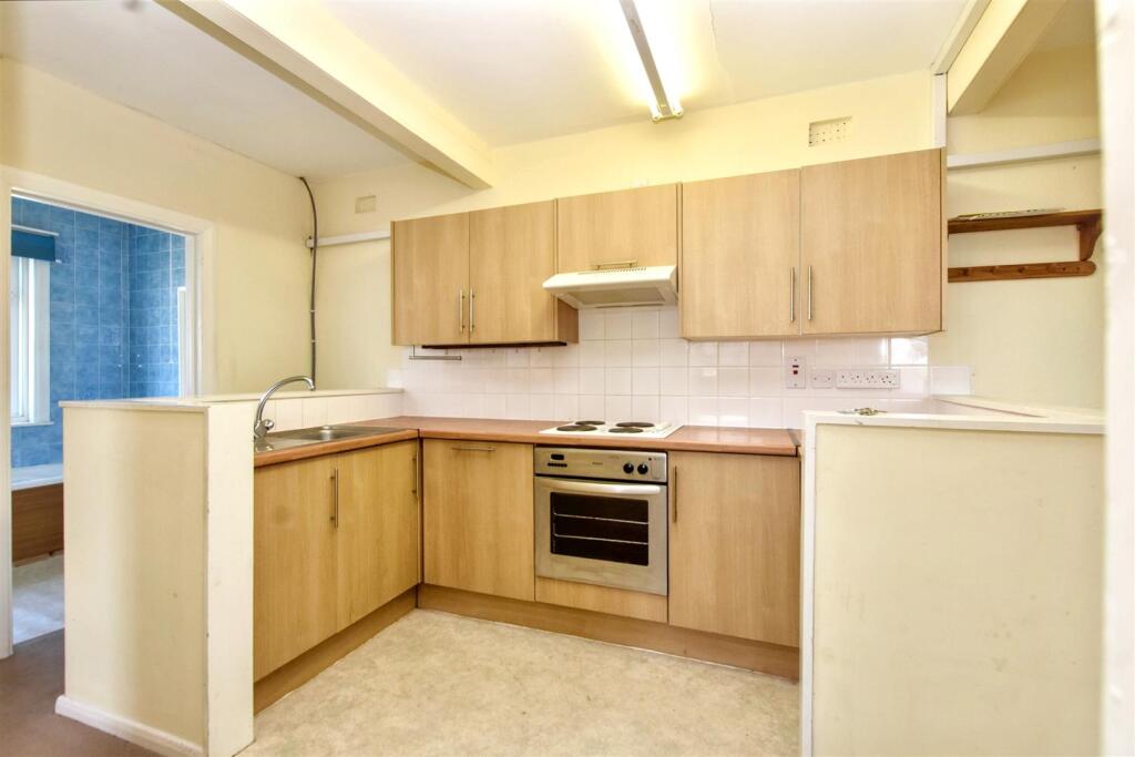 Additional image 3 of Seaville Drive, Pevensey Bay, Pevensey