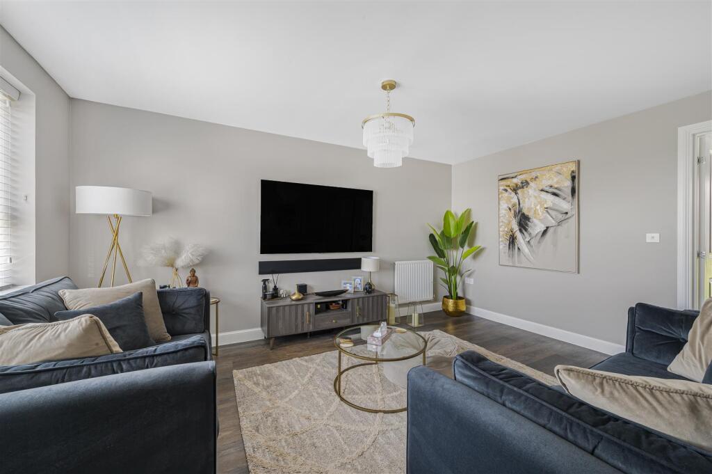 Additional image 17 of Linnet Crescent, Peacehaven