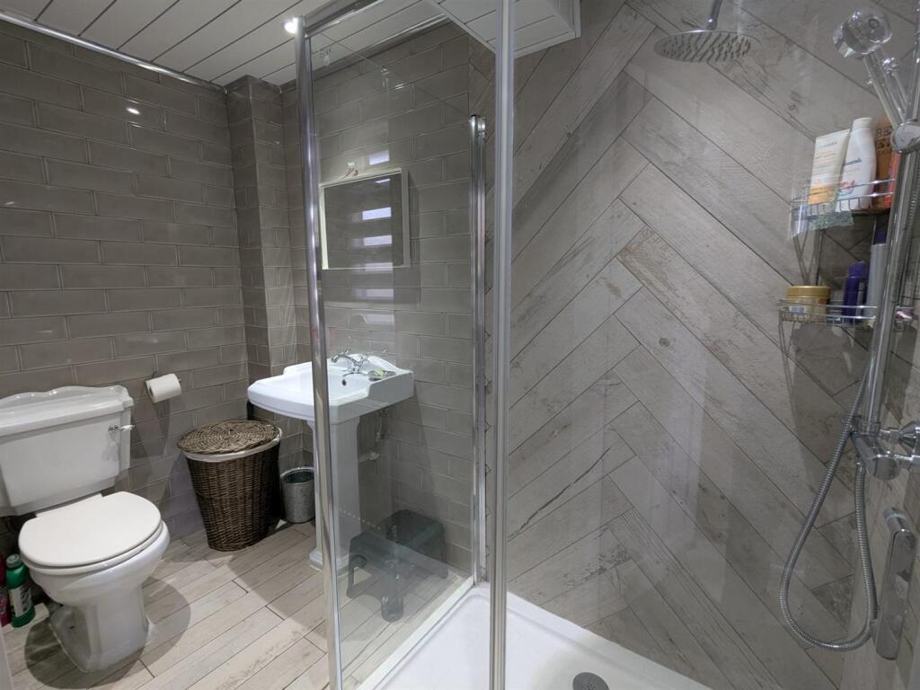 Additional image 10 of 12a, Chellow Lane Bradford, BD9 6AS