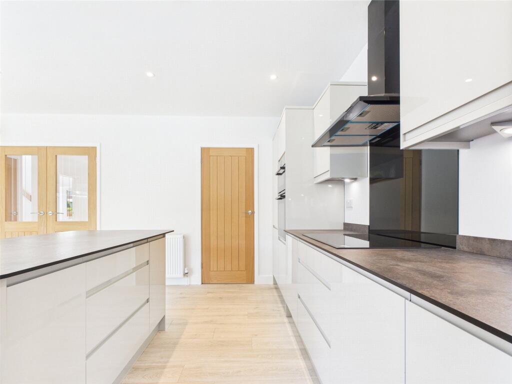 Additional image 18 of Buce Hayes Close, Highcliffe, Christchurch, Dorset, BH23