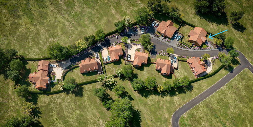 Additional image 2 of Mayfield Farm, Henley-In-Arden, Warwickshire, B95 5JJ