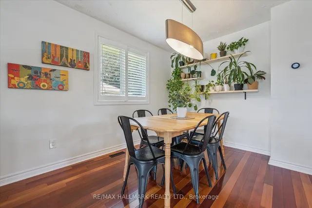 Additional image 8 of 32 Warwick Crt