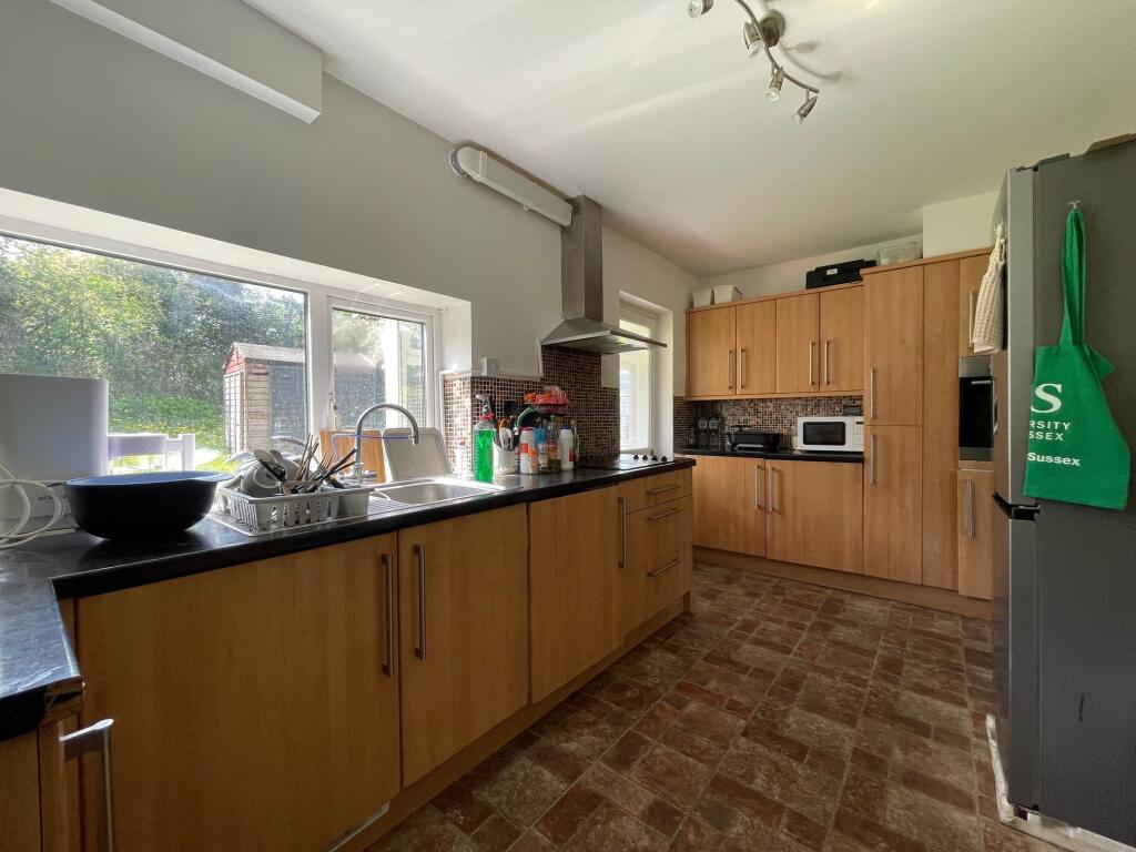 Additional image 5 of Southall Avenue - RL0017