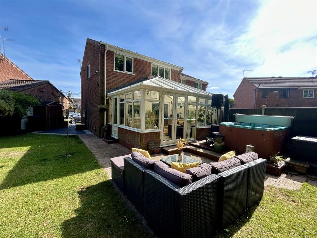 Additional image 23 of Heathy Farm Close, Birmingham