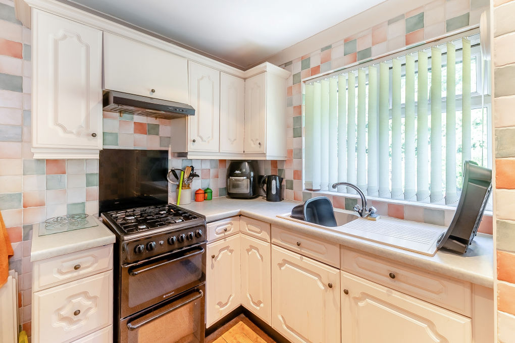 Additional image 4 of Barrington Parade, BD19