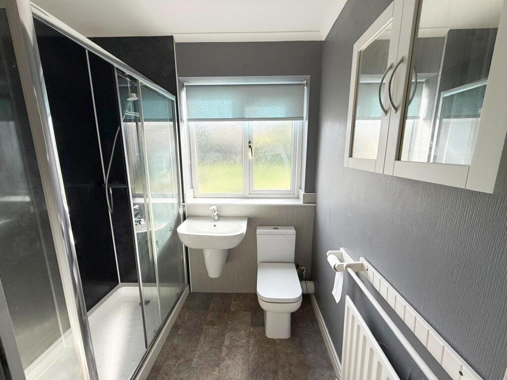 Additional image 8 of Greenacres Drive, Keighley
