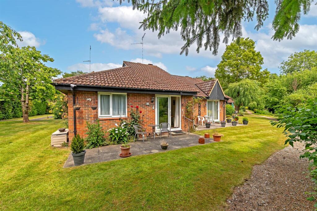 Additional image 4 of The Beeches, Park Street, St. Albans