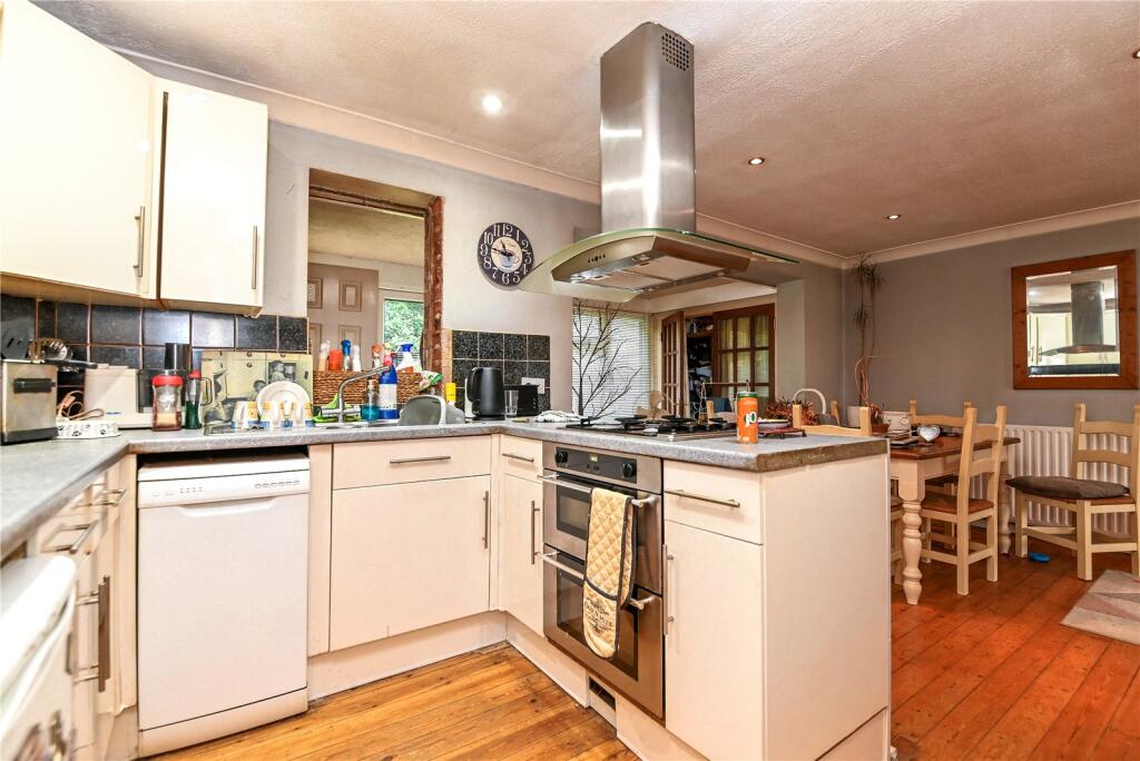 Additional image 5 of Oxey Close, New Milton, Hampshire, BH25