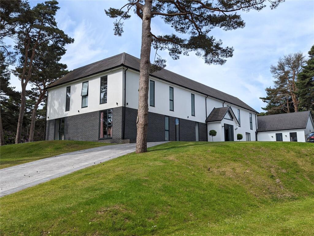 Additional image 31 of Avon Castle Drive, Ringwood, BH24