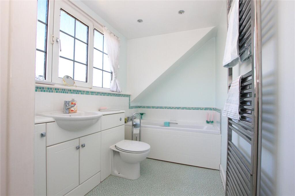 Additional image 5 of 8 Yew Tree Close, Bradley, North Yorkshire, BD20 9HZ