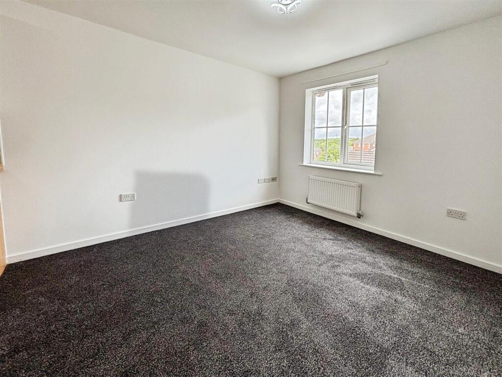 Additional image 5 of Chartwell Drive, Bradford, BD6 3DA