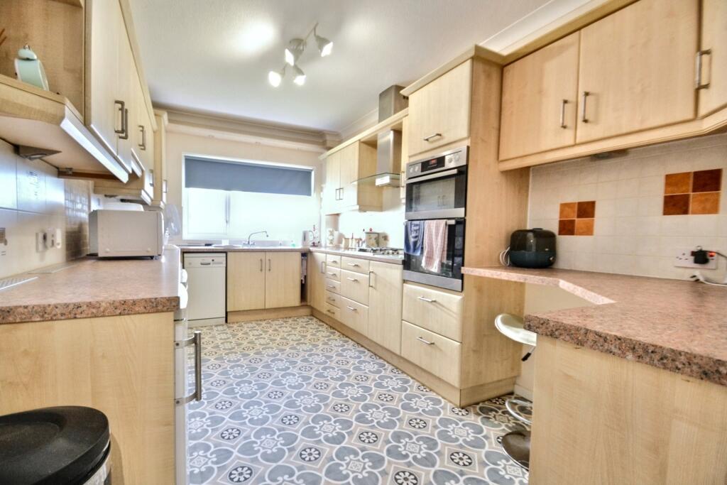 Additional image 4 of Broadstone