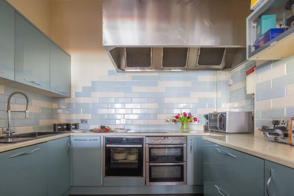 Additional image 14 of Royal Parade, Eastbourne