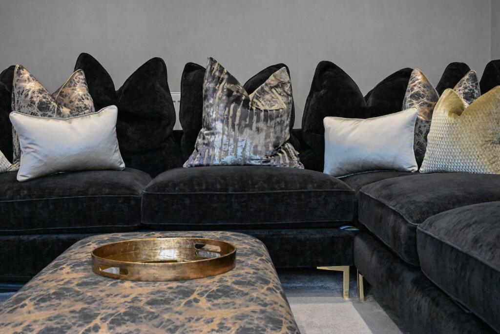 Additional image 13 of 8 The Grange, Bromley Cross, Bolton, BL7 9