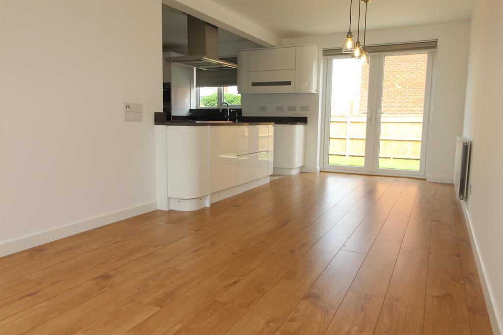 Additional image 12 of Powis Close, New Milton, Hampshire, BH25 6AW
