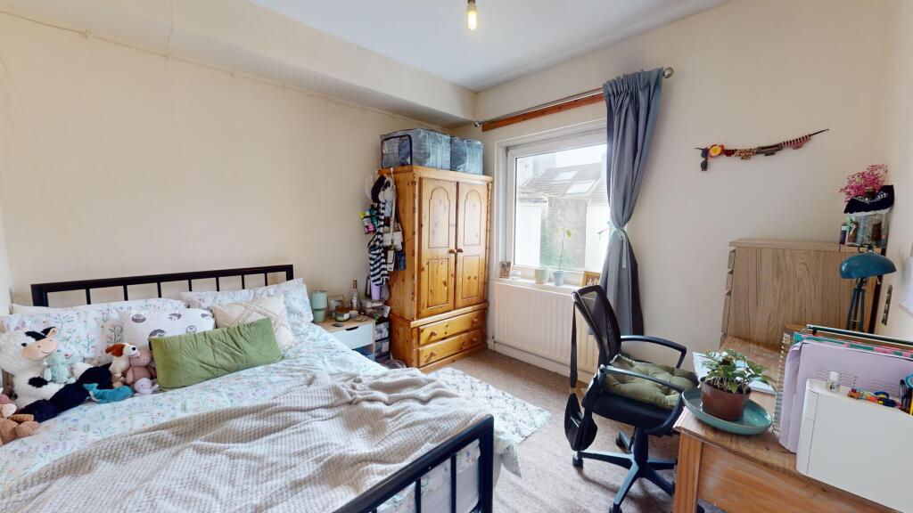 Additional image 5 of Viaduct Road