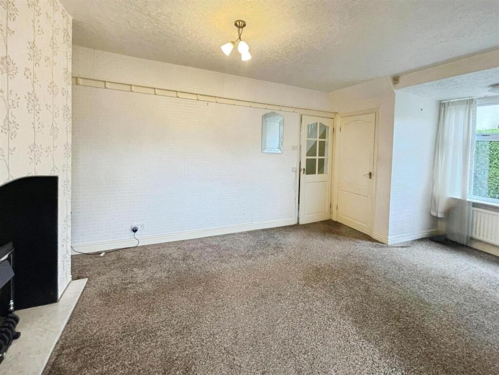 Additional image 8 of Farfield Grove, Bradford, BD6